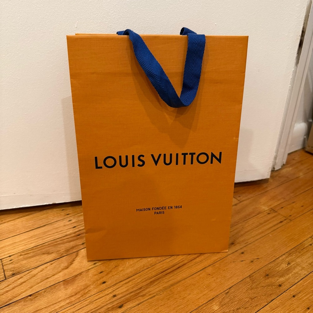 Luis Vuitton Shopping Bag
